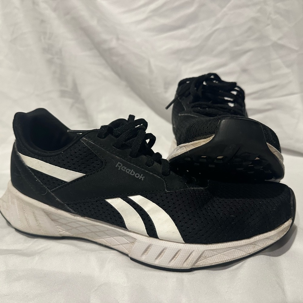 Reebok runners size 10